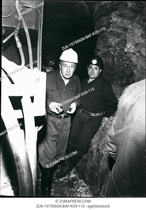 Jun. 06, 1975 - Israel Premire Ytzar Rabin Timna Copper Mines near Eiloth (Credit Image: © Keystone Press Agency/Keystone USA via ZUMAPRESS.com)