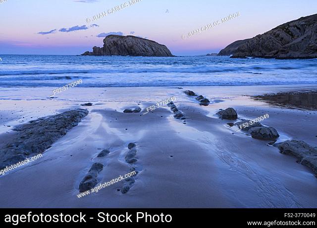 Beach in La Arnia. Cliffs of Liencres. Municipality of Piélagos in the Autonomous Community of Cantabria, Spain, Europe