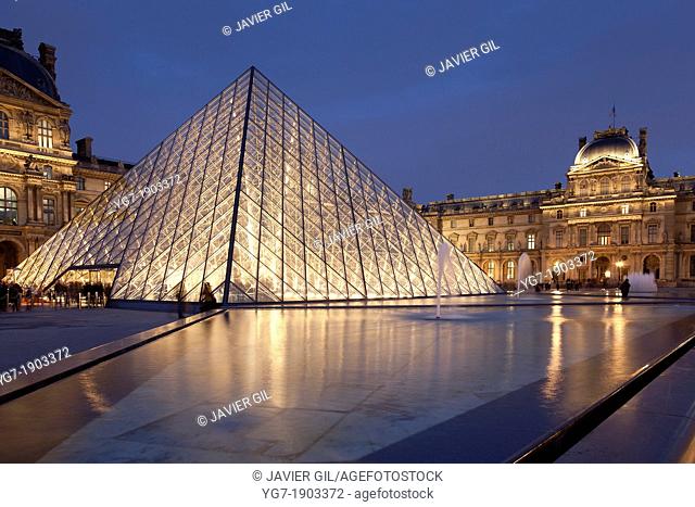 Louvre museum, Paris, Ile de France, France