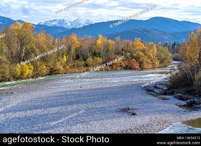 Europe, Germany, Southern Germany, Bavaria, Upper Bavaria, Bavarian Alps, Lenggries, View of the Isar River near Lenggries with mountain scenery in the...