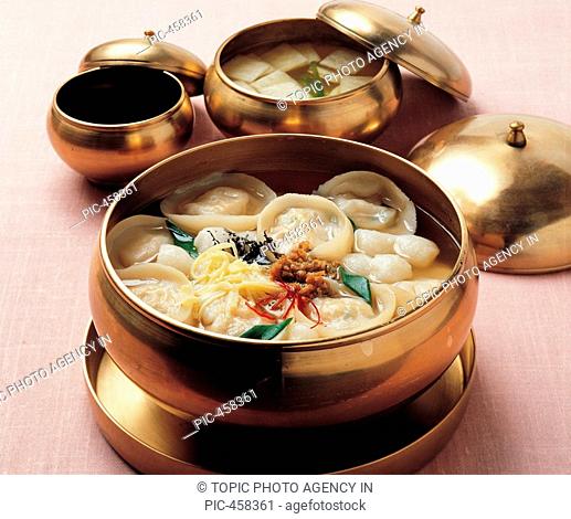 MandugukDumpling Soup, Korean Food