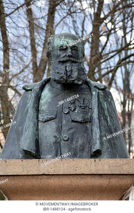 Franz Thurner, 1828-1879, founder, statue, provincial capital Innsbruck, Tyrol, Austria, Europe