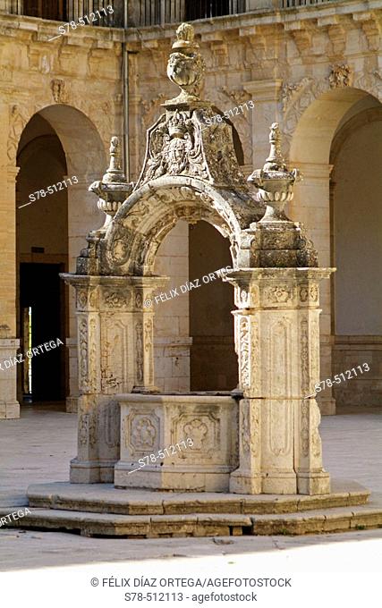 Cloister. Order of Santiago. Monastery of Uclés. Cuenca province, Castilla-La Mancha, Spain