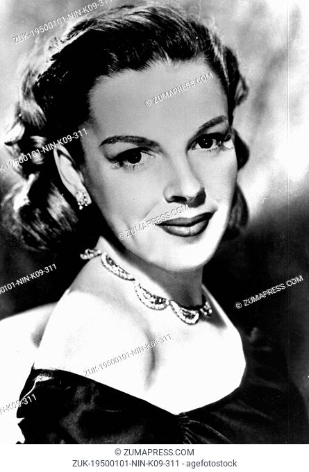 Jan. 1, 1950 - Los Angeles, CA, U.S. - Entertainer JUDY GARLAND was both one of the greatest and one of the most tragic figures in American show business