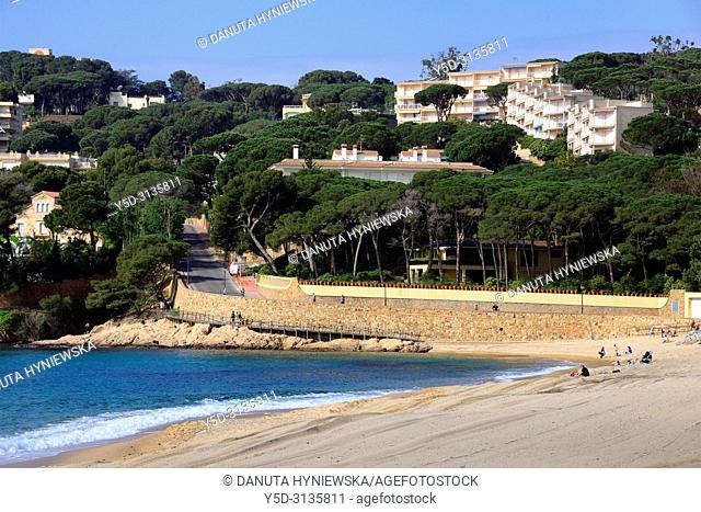 Sant Feliu de Guixols resort, Sant Pol sandy beach, Costa Brava, Baix Empordà , Catalonia, Spain, Europe