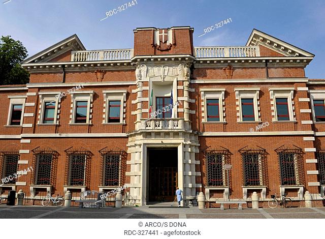 Palazzo del Tribunale, fascist style, Varese, Lombardy, Italy / built in 1929, Fascist architecture