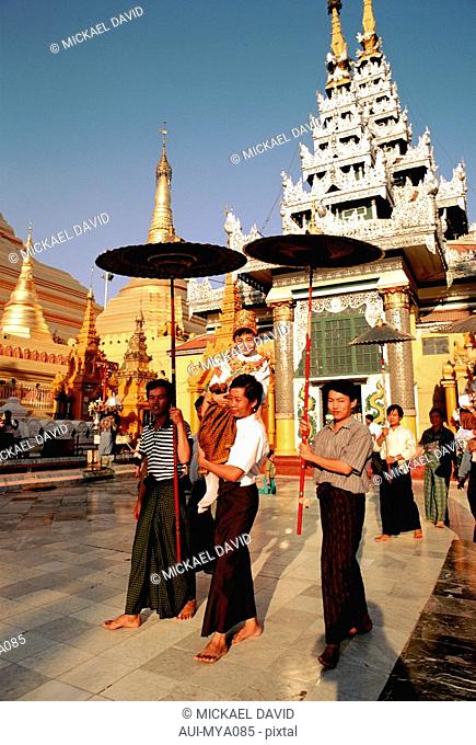 Myanmar - Yangon - Shwedagon Pagoda - Ordination Ceremony
