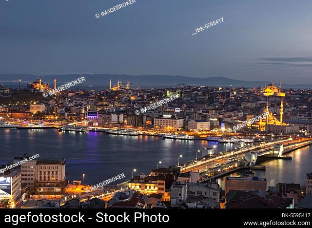 City view at dusk, Yeni Cami mosque and Beyazit Camii, Sultan Ahmet Camii and Hagia Sophia mosque, Galata Bridge, Golden Horn, Bosporus, Fatih, Istanbul