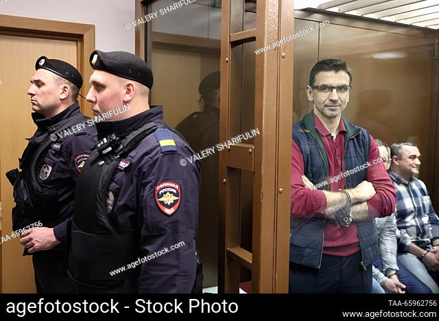 RUSSIA, MOSCOW - DECEMBER 21, 2023: Russia's former open government minister Mikhail Abyzov (R) charged with embezzling 4bln roubles and forming a criminal...