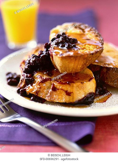 French Toast with Maple Syrup and Blueberry Sauce