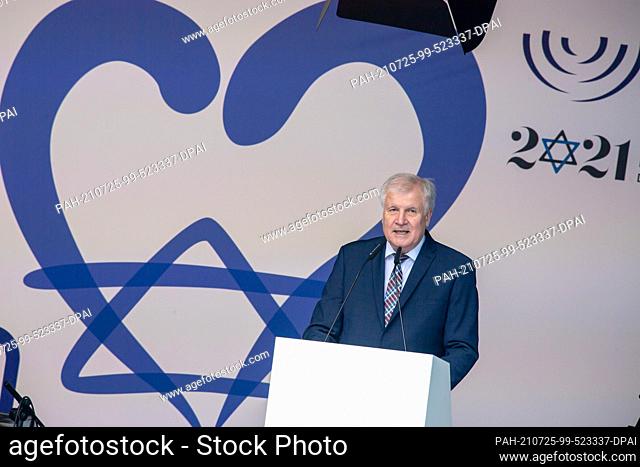 25 July 2021, Bavaria, Munich: Horst Seehofer (CSU), Federal Minister of the Interior, gives a speech at the opening event of the festival year ""1700 years of...