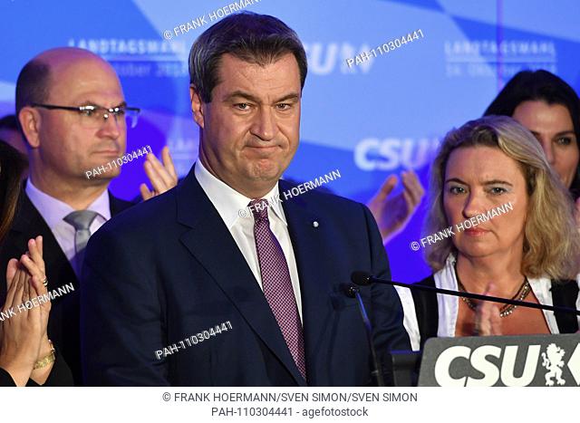Markus SOEDER (Minister President of Bavaria), visibly beaten and stranded, joins the entire Cabinet in front of the CSU fans and speaks to them