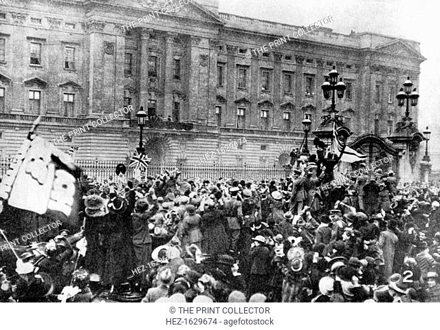 The official notice of the armistice being read, Buckingham Palace, 1918 (1936). From His Majesty the King, 1910-1935, introduction by HW Wilson (Associated...