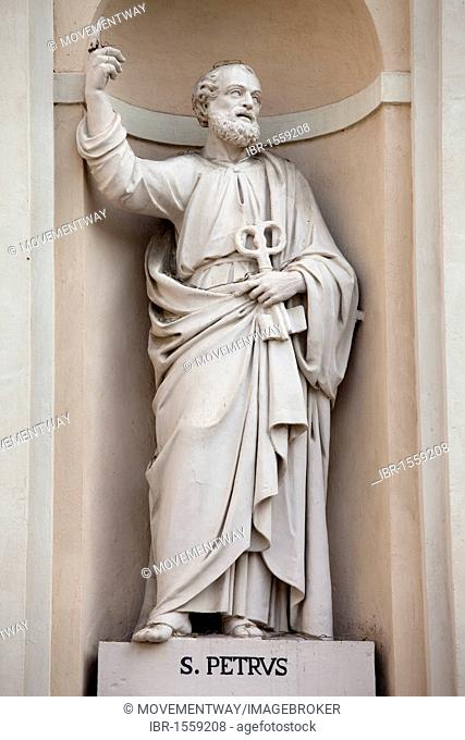 Statue of the apostle Simon Peter or St Peter, Pietra Ligure, Italian Riviera, Liguria, Italy, Europe
