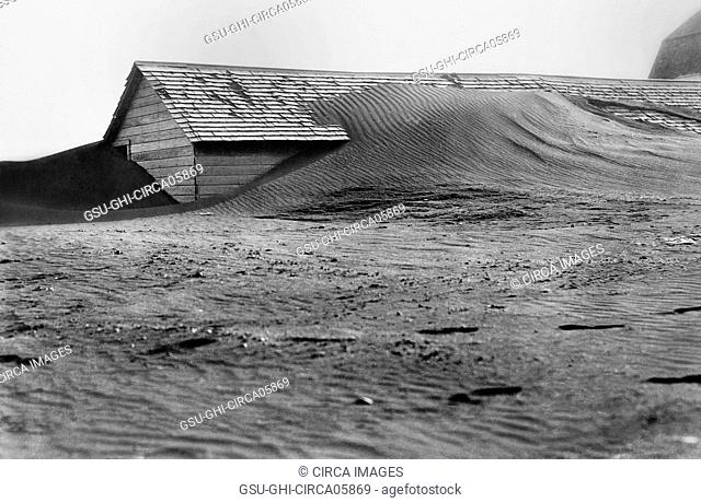 Soil Drifting over Hog House, South Dakota, USA, Rosebud Photo, Farm Security Administration, 1935
