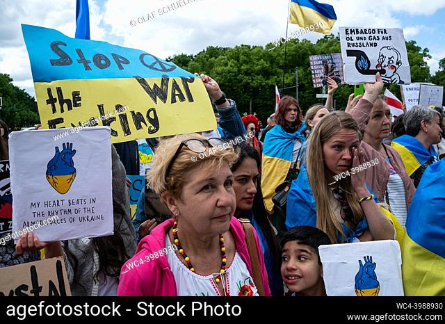 Berlin, Germany, Europe - A peaceful protest rally with Ukrainians, refugees, activists and supporters in front of the Brandenburg Gate according to the motto...