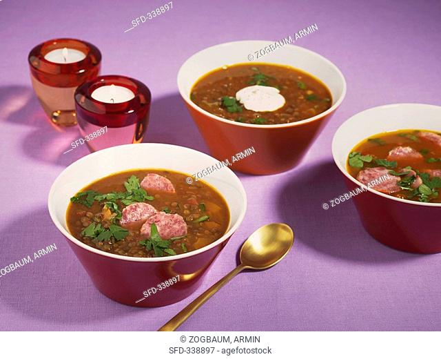 Lentil stew with salsicce