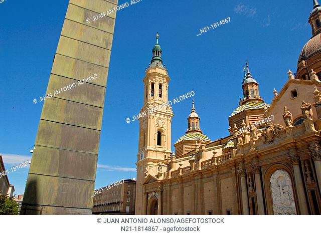 Basilica de Nuestra Señora del Pilar as seen from the square of the same name also called Plaza de las Catedrales  Zaragoza, Aragón, Spain, Europe