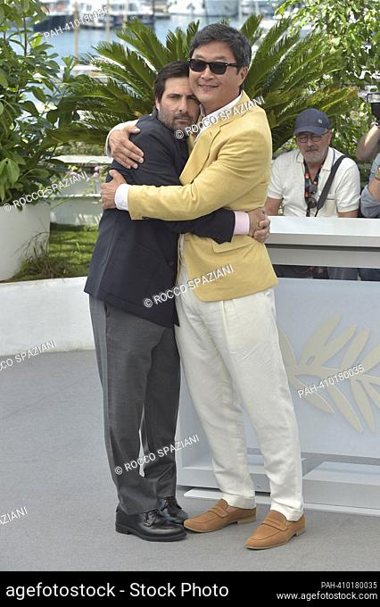 CANNES, FRANCE - MAY 24:Stephen Park, Jason Schwartzman attend the ""Asteroid City"" photocall at the 76th annual Cannes film festival at Palais des Festivals...