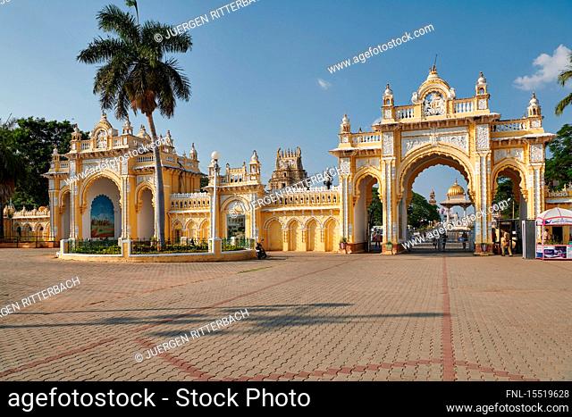 Gate, Amba Vilas, Mysore, Karnataka, India