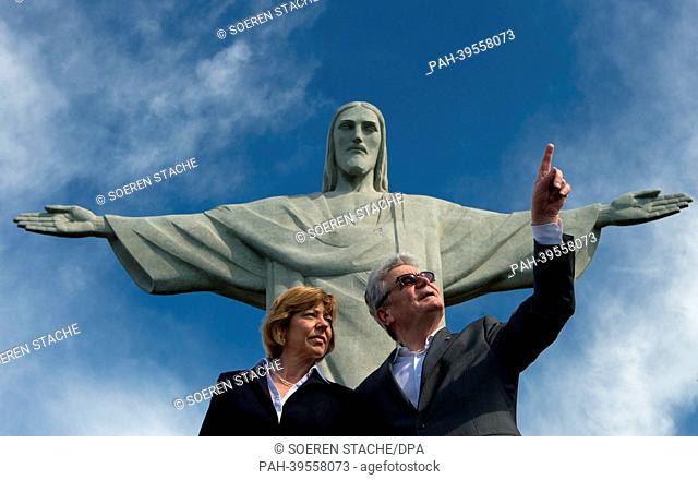 German President Joachim Gauck and his partner Daniela Schadt visit the Christ the Redeemer statue in Rio de Janeiro,  Brazil, 16 May 2013