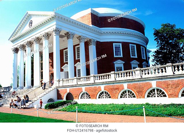 university, students, college, Charlottesville, Virginia, VA, Students sitting on the steps of The Rotunda on the University of Virginia campus in...