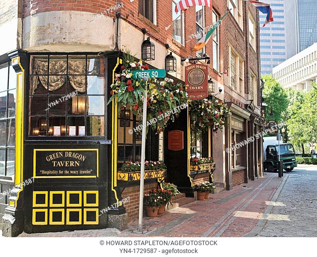 It is said that the Green Dragon Tavern played an important part in the freedom of Boston during the War of Independence  Established in 1654 The Green Dragon...
