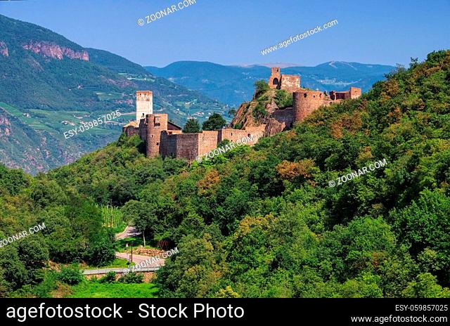Bozen Schloss Sigmundskron - Bolzano Sigmundskron Castle 01
