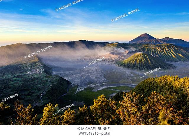 Mount Bromo volcanic crater at sunrise, Bromo Tengger Semeru National Park, Java, Indonesia, Southeast Asia, Asia