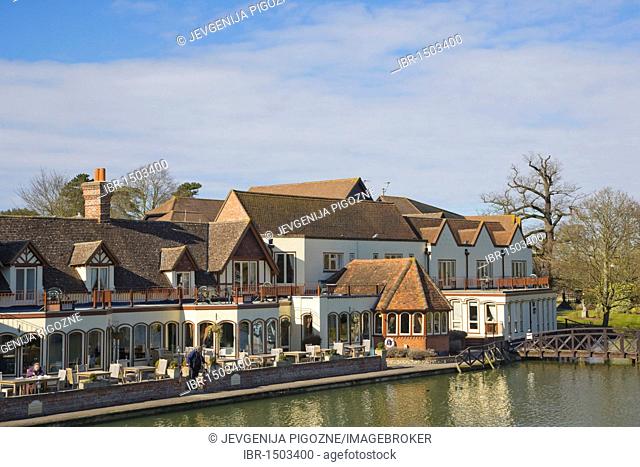 The Swan at Streatley hotel near Thames, Streatley, Berkshire, England, United Kingdom, Europe