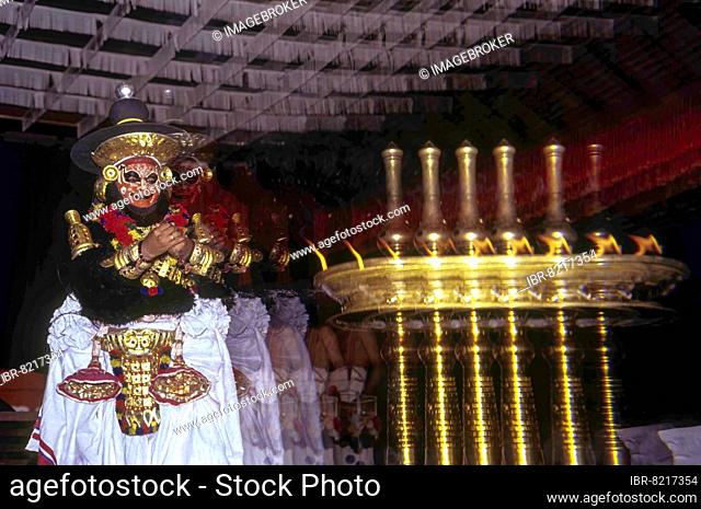 Koodiyattam, Kutiyattam, Sanskrit theatre performed in Kerala, India, Asia