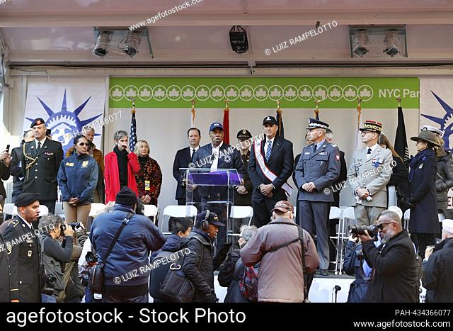 Fifth Avenue, New York, USA, November 11, 2023 - Mayor Adams, Grand marshal, Army Lieutenant General, Michael Linnington (CEO of Wounded Warrior Project) and...