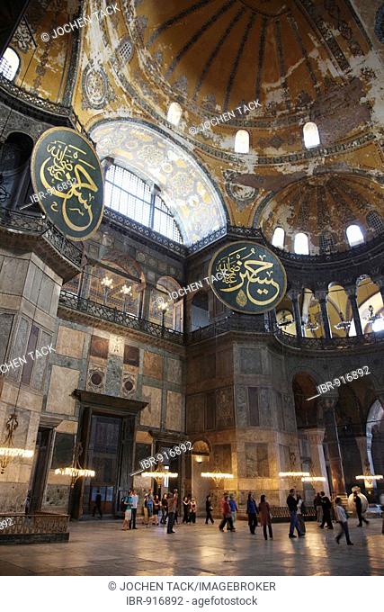 Main hall, with 56 meter high dome, interior, Hagia Sophia, mosque, former church, Sultanahmet, Istanbul, Turkey