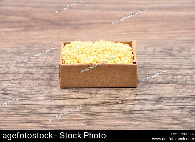 Couscous auf Holz - Couscous on wood