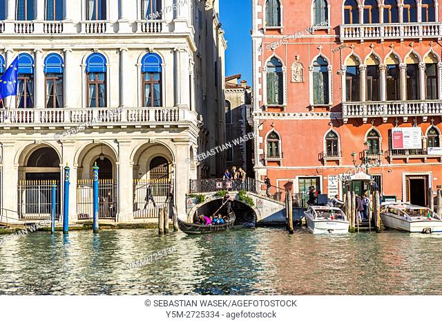 Grand Canal seen from Riva del Vin, Venice, Veneto, Italy, Europe