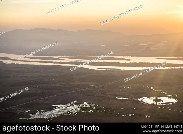 Thanlwin River at sunset, Mount Zwegabin, Hpa An, Kayin State (Karen State), Myanmar (Burma)