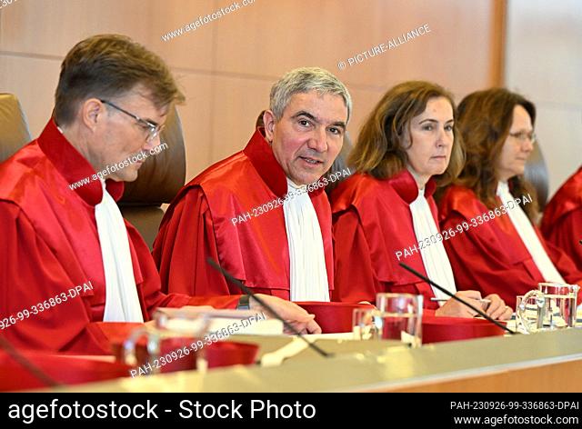 26 September 2023, Baden-Württemberg, Karlsruhe: The First Senate of the Federal Constitutional Court, (l-r) Henning Radtke, Stephan Harbarth