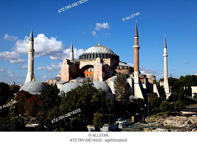 HAGHIA SOPHIA MOSQUE, AYA SOFYA; SULTANAHMET, ISTANBUL, TURKEY; 03/10/2011