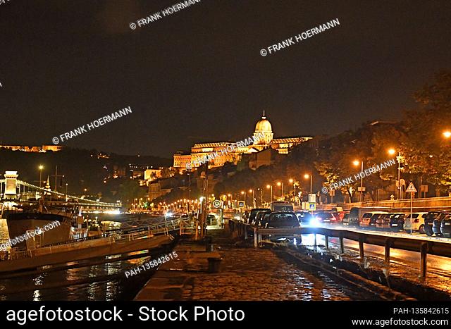 In the background Budapest has the Castle Palace (Hungarian Budav ‡ ri Palota), also called the Budapest Castle, the largest building in Hungary and a sight of...