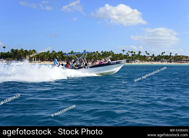 Pleasure boat, Bayahibe, Dominican Republic, Central America