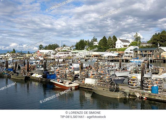 Usa, Washington State, La Conner, fishing boats on Skagit River