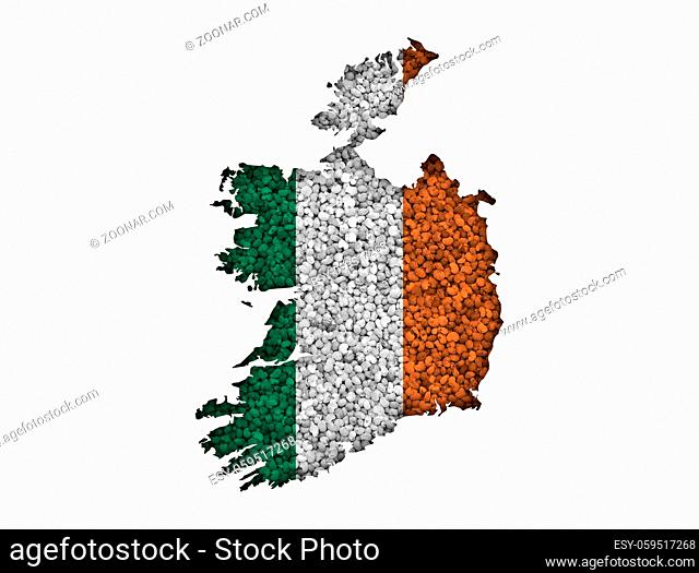 Karte und Fahne von Irland auf Mohn - Map and flag of Ireland on poppy seeds