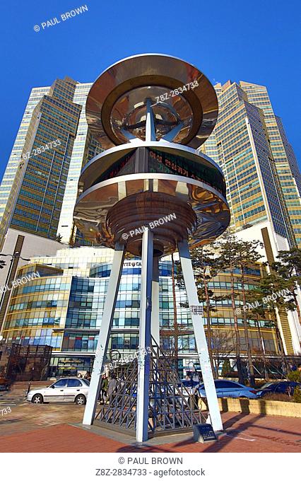Lotte Castle Gold apartments and metal structure at the Jamsil Station crossroads, Seoul, Korea