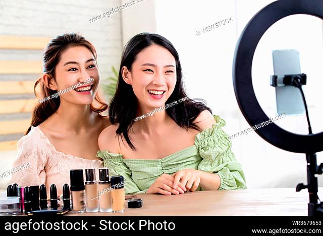 Happy live online makeup of girlfriends