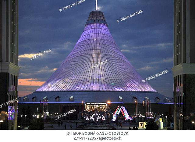 Kazakhstan, Astana, Khan Shatyr, shopping mall, Norman Foster, architect,