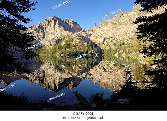 Baron Lake, Sawtooth Mountains, Sawtooth Wilderness, Sawtooth National Recreation Area, Rocky Mountains, Idaho, United States of America, North America