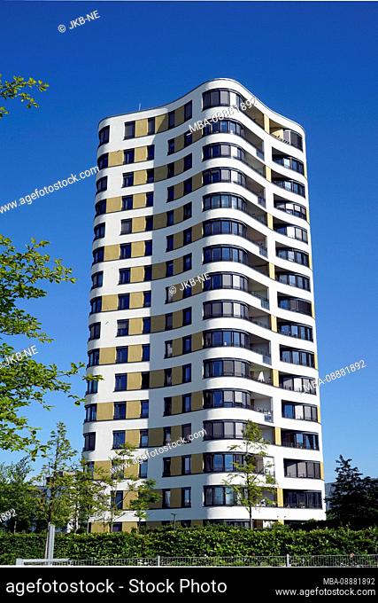 Germany, Bavaria, Munich, Munich Sendling, modern residential tower with rounded corners