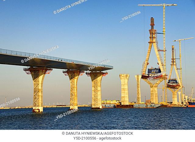 Europe, Spain, Andalusia, Cádiz, construction works of new bridge connecting Cádiz with Puerto Real over Cádiz Bay, cable-stayed bridge with total length over 3...