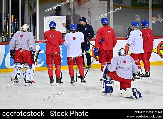 Head coach Filip Pesan, center, attends a training session of the Czech national team within the 2021 IIHF Ice Hockey World Championship in Riga, Latvia