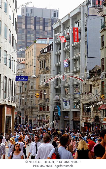 Turkey, Istanbul, Beyoglu district, Istiklal street